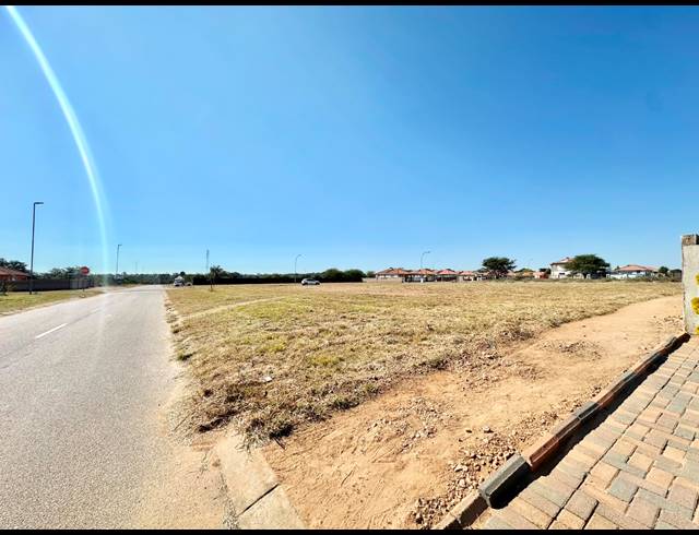 938M² VACANT LAND FOR SALE IN SOUTHERN GATEWAY
